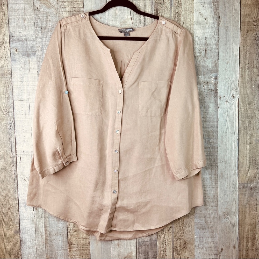 Go Silk Woman Linen Tan 1X V-Neck Button Front Tabbed Sleeves Front Pocket Shirt